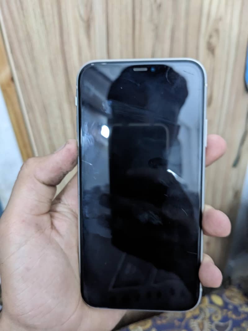 Apple iPhone 11 5