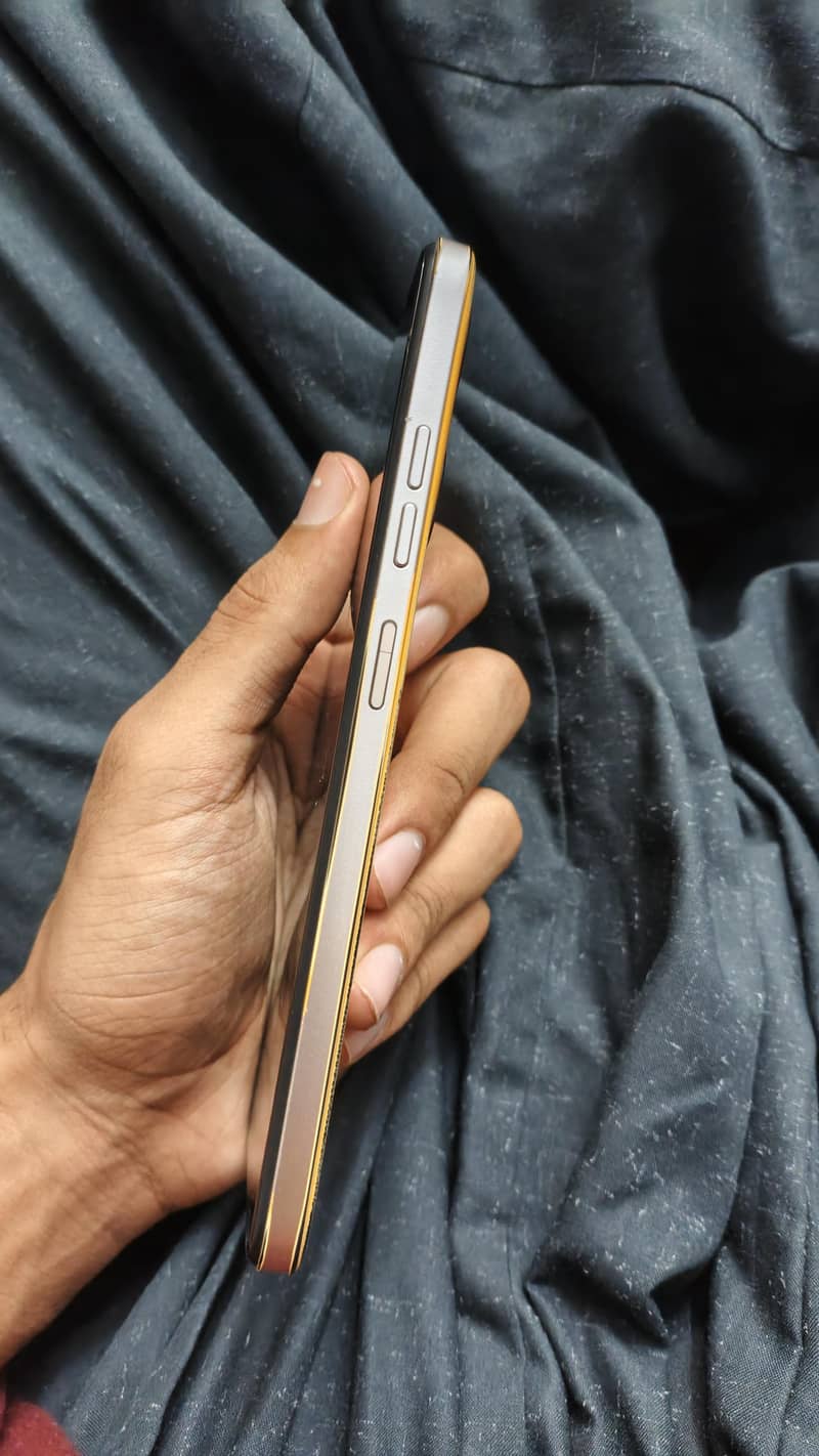 Tecno Spark 10C 3
