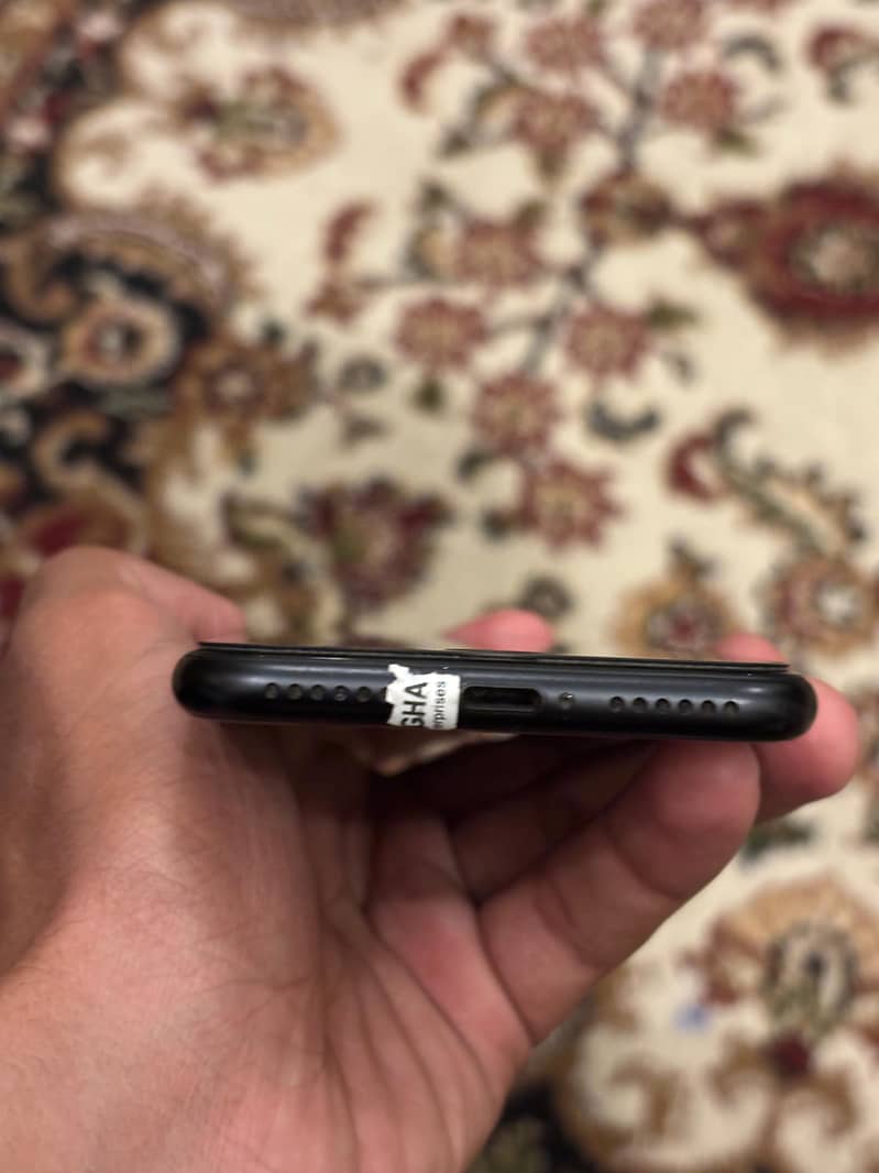 Apple iPhone SE 4