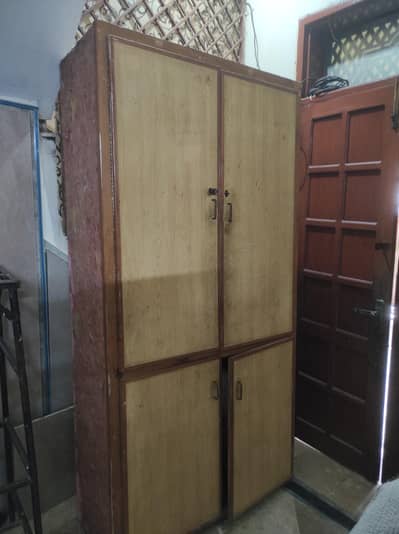 Wooden Wardrobe Almaari