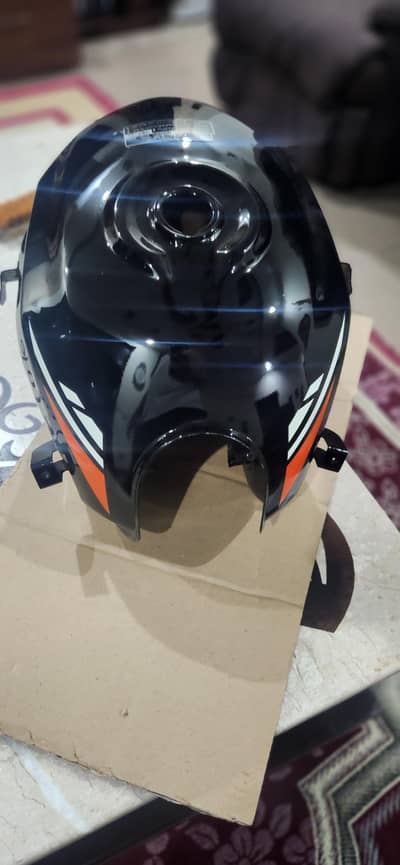 FUEL TANK