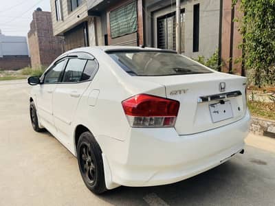 Honda City 2010