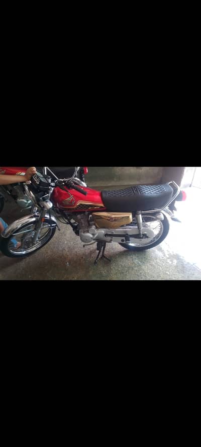 honda 125 self start gold edition