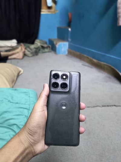 Motorola Edge