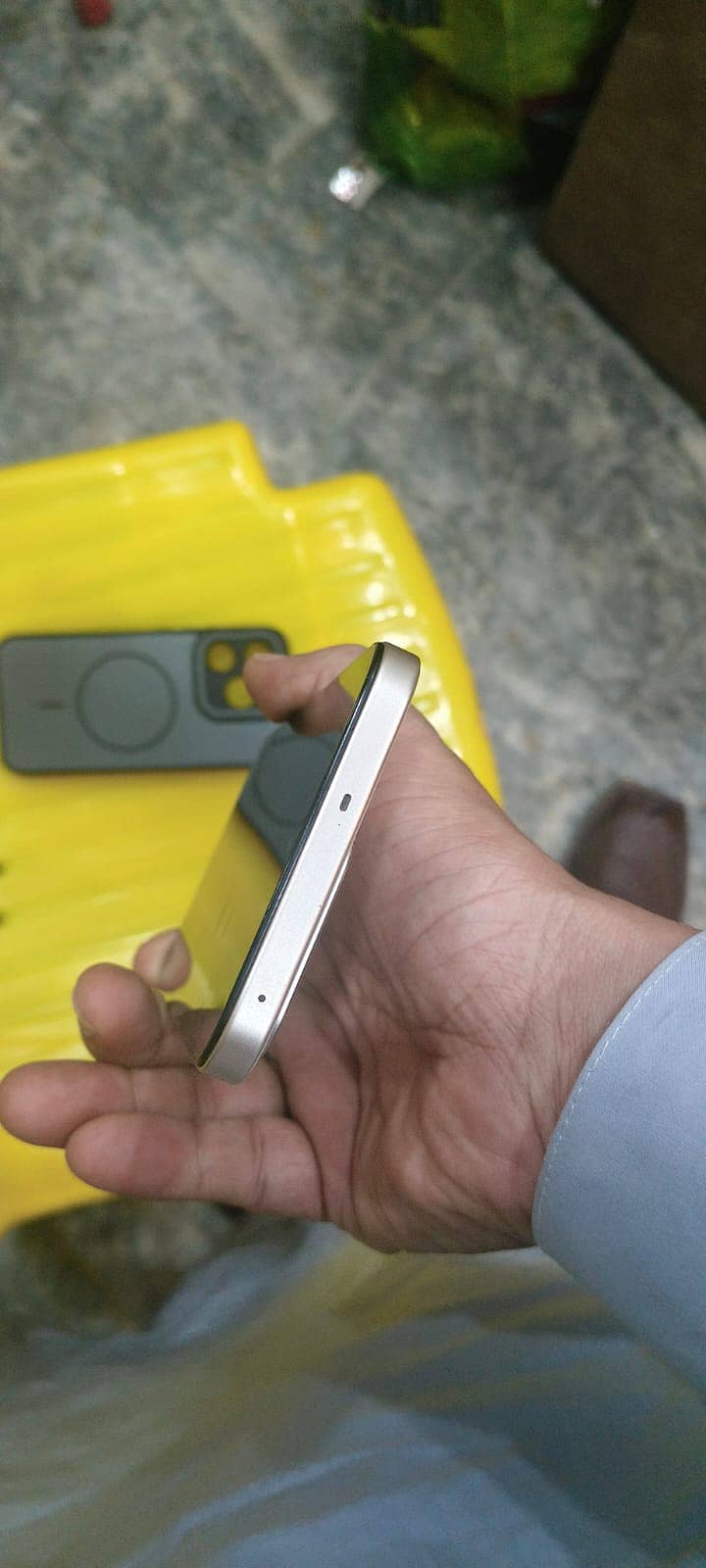 Realme 15t 5g 12/256 3