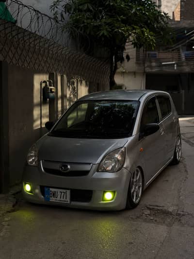 Daihatsu Mira 2008