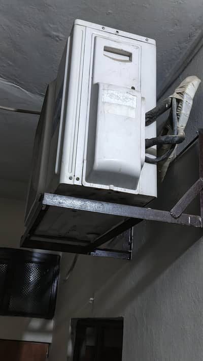 Haier 1.5 ton inverter ac