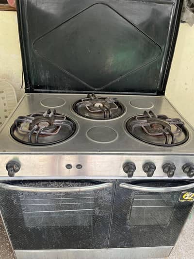 Cooking range 3 burner