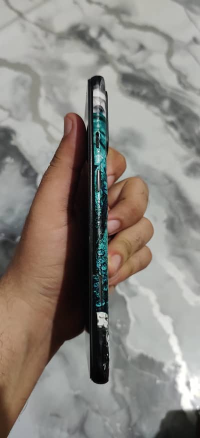 One Plus 9R
