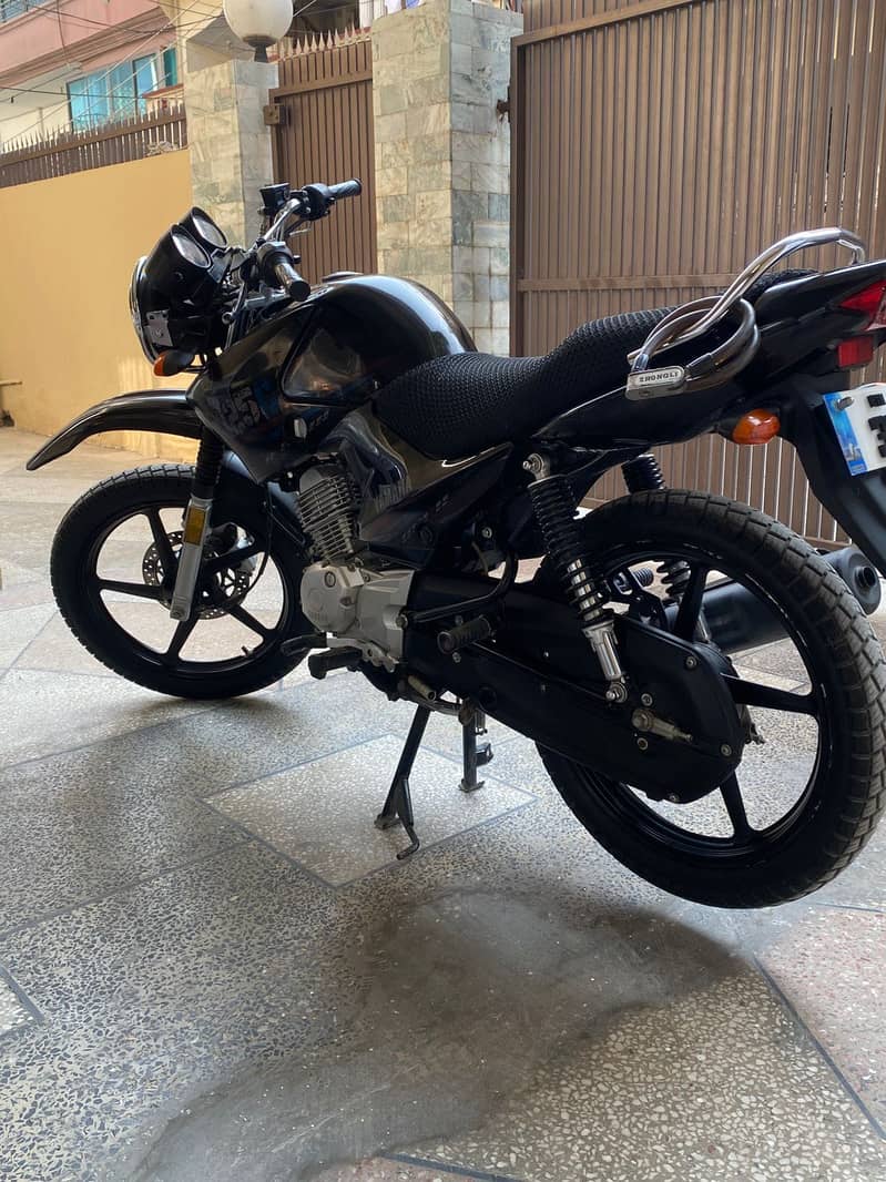 YBR G Model 6