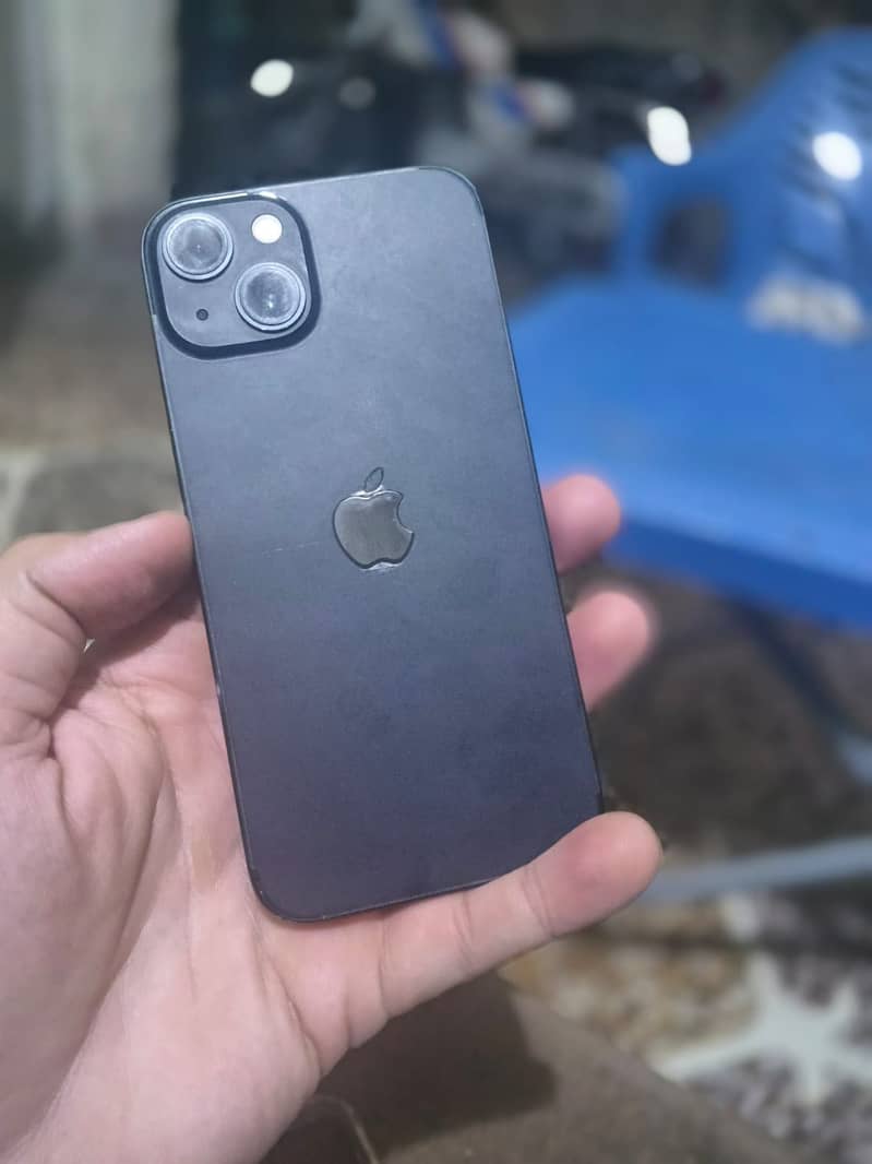 Apple iPhone 13 3