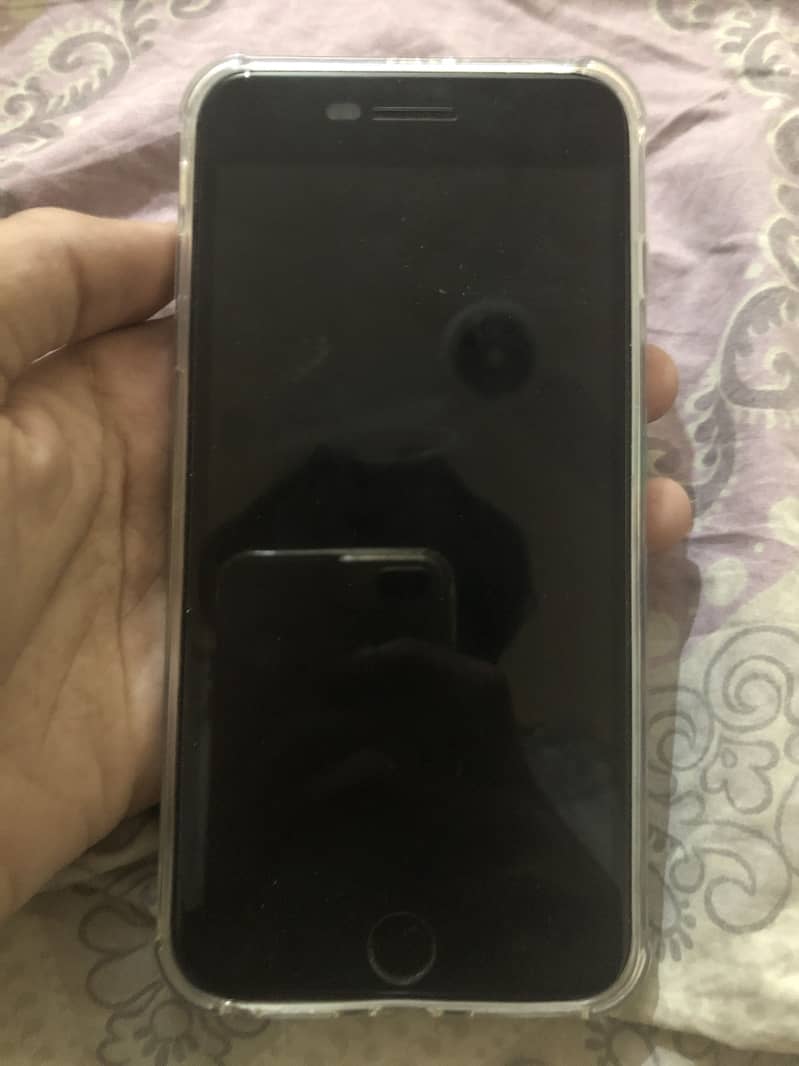 Apple iPhone 8 Plus 0