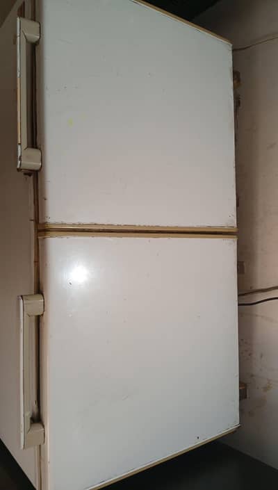 fridge in good condition