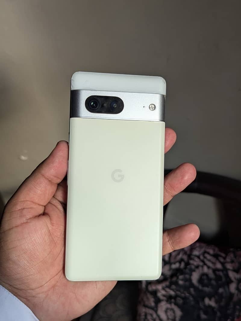 Google Pixel 7 3