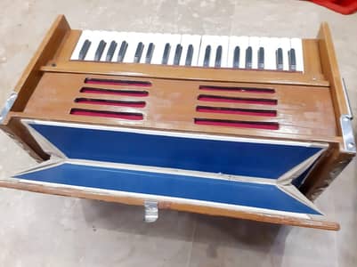 2Set indain harmonium 03714328470