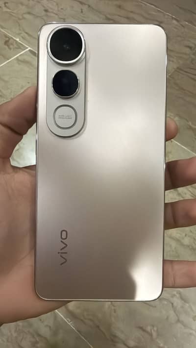 Vivo V50 Lite 5G (12GB + 12GB Extended RAM / 256GB)
