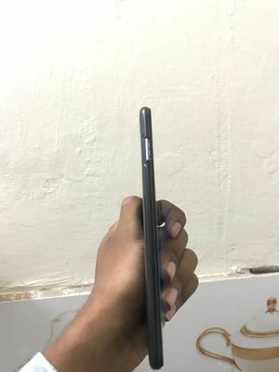 OPPO F9 4/64 03713005930