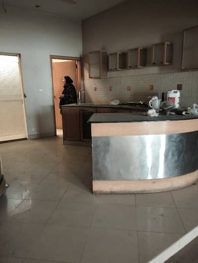Gulshan Iqbal block 13D 600 square yards  1st floor 4 Bed DD Demand 1 Lac 50000 60 feet road *Code(16632)*