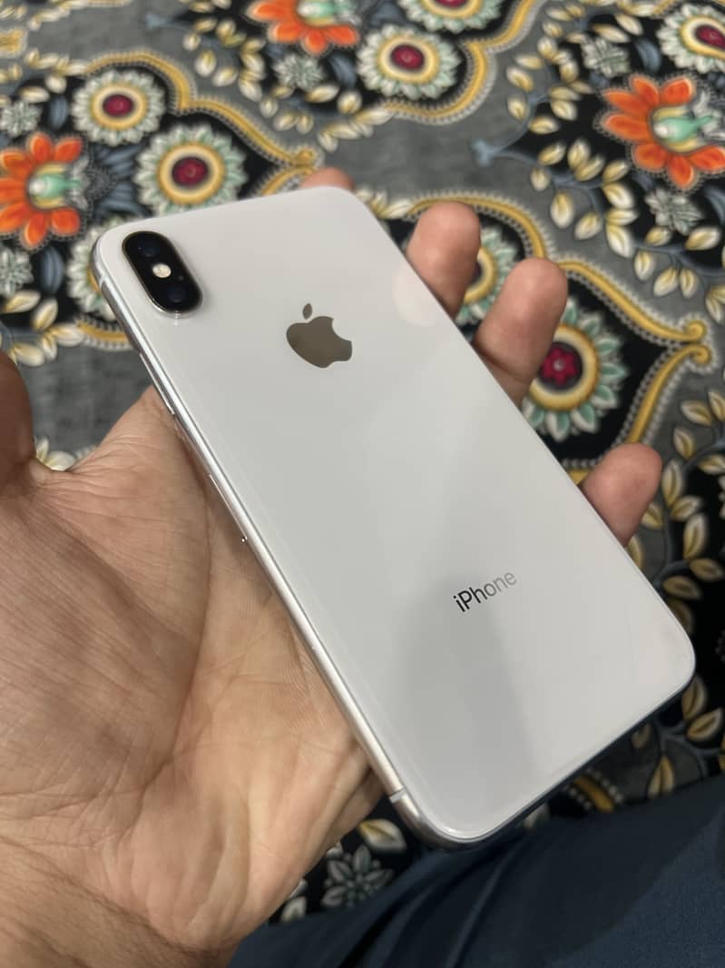 Apple iPhone X 1