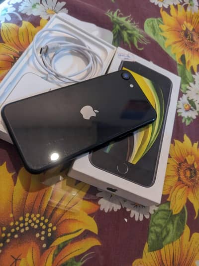 Iphone se 2020 All ok with box 64,GB battry halt 92 original