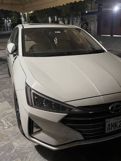 Hyundai Elantra Gl 22/23