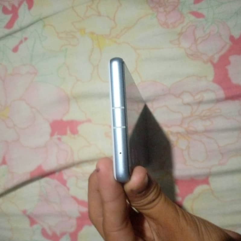 Google Pixel 7a 9