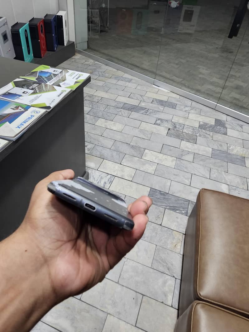 Google Pixel 8 Pro 4