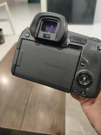 Canon R+ 35mm rf lens 1.8a