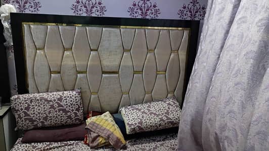 furniture 4 pcs all sed  lassani pe hai