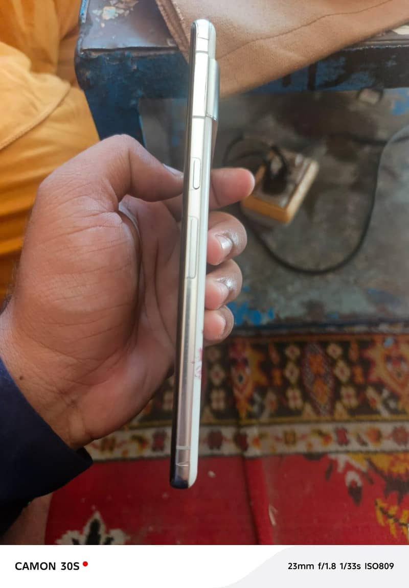 Google Pixel 7 Pro 6