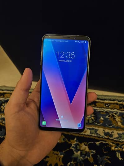 LG V30 PTA approved (front glass crack) Seal pack phone