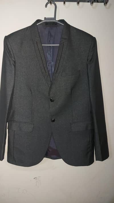 pent coat with tie