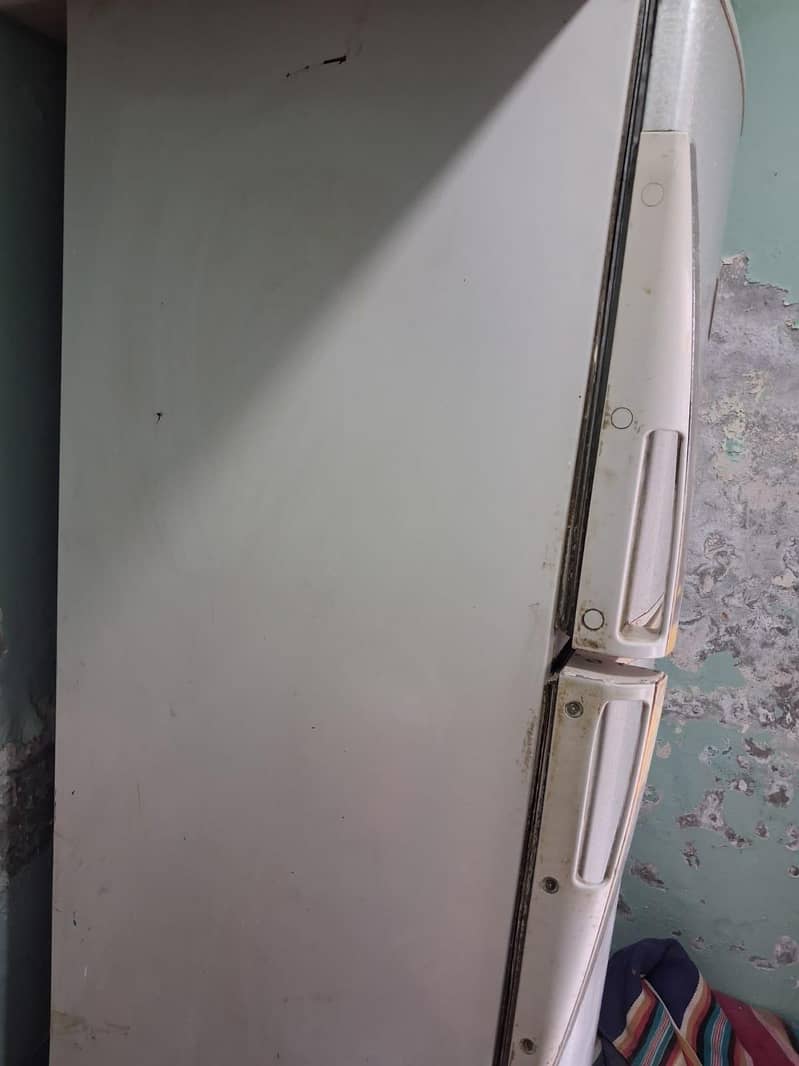 Dawlance refrigerator 2