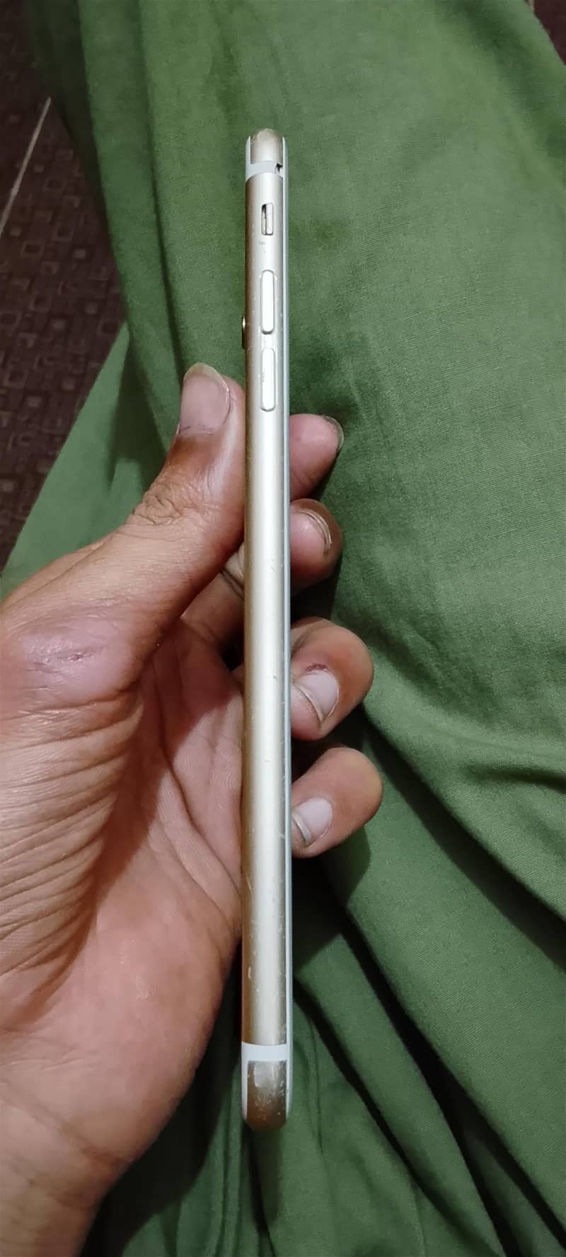 Apple iPhone 6 Plus 1