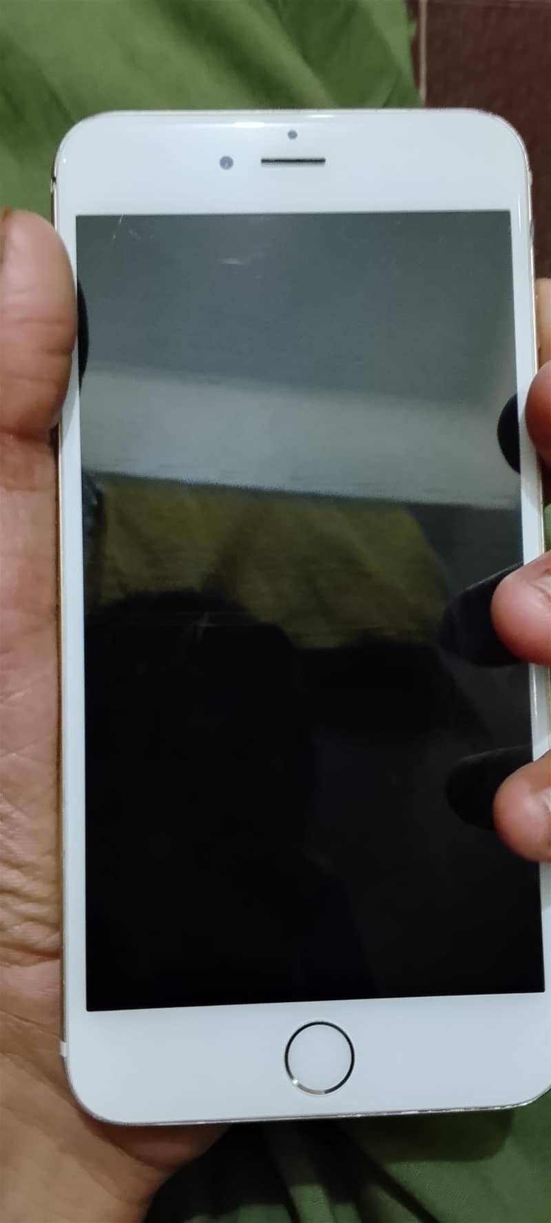 Apple iPhone 6 Plus 3