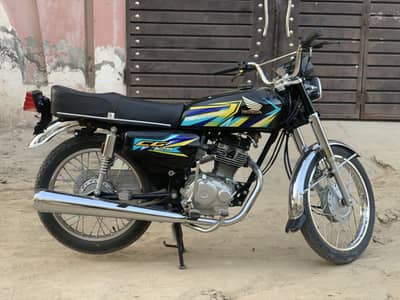 honda 125 black