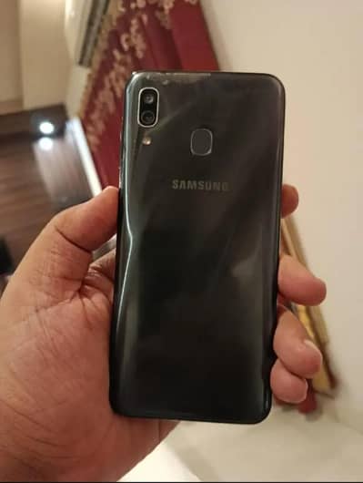 Samsung Mobile A30