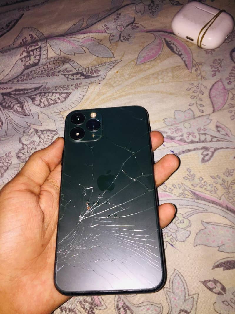 Apple iPhone 11 Pro 1