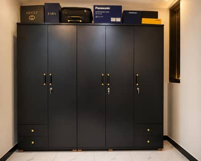 Complete Bedroom set just 3 months used