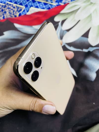 iPhone 11 Pro Max Gold 64GB - 95% Battery Health (All Ok)
