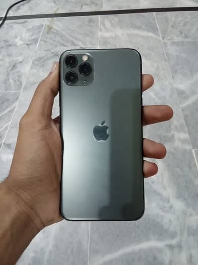 Iphone 11pro max with box