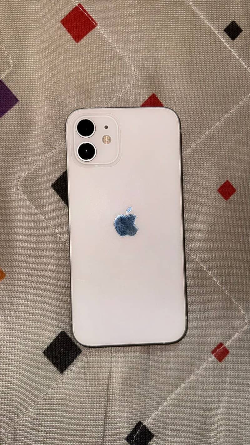 Apple iPhone 12 2