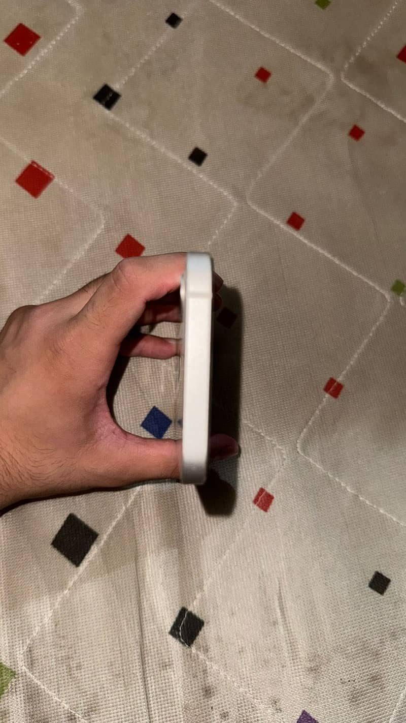 Apple iPhone 12 5