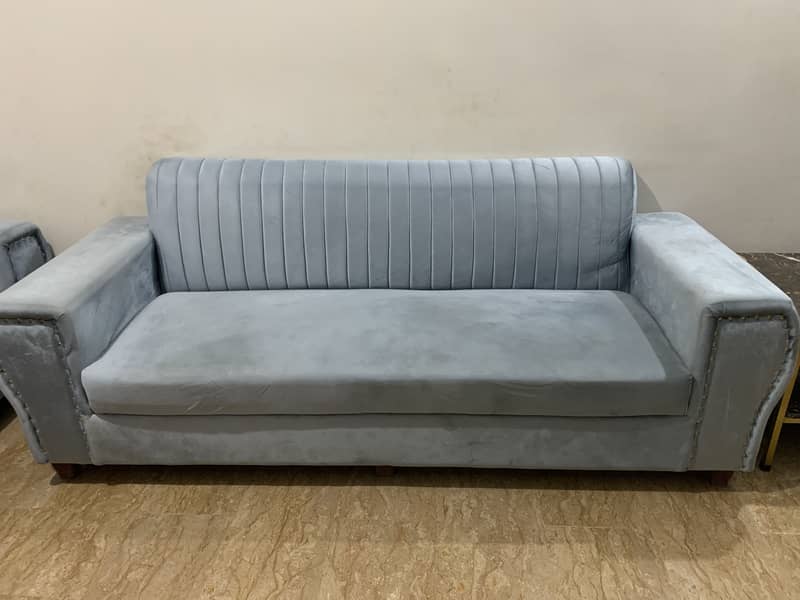 New sofas set for sale 0