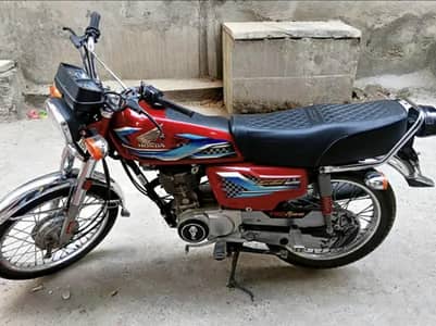 Honda 125 (2024) paka