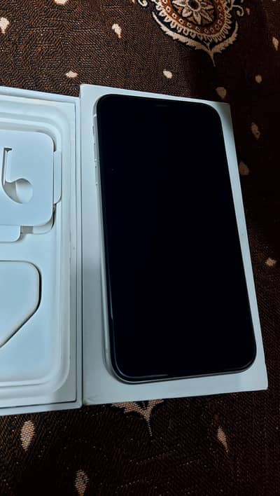 iphone 11-NPTA-256GB