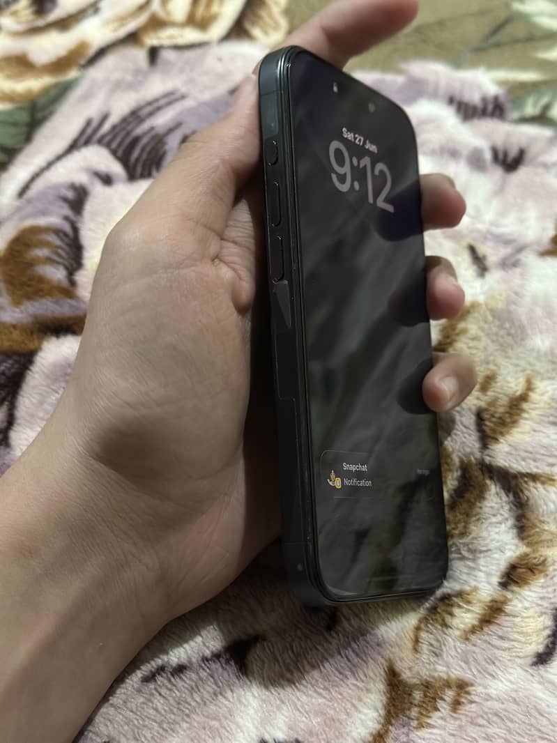 iPhone 15 pro 2