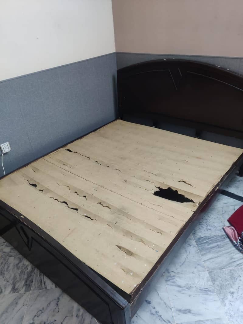 double size bed hy 0