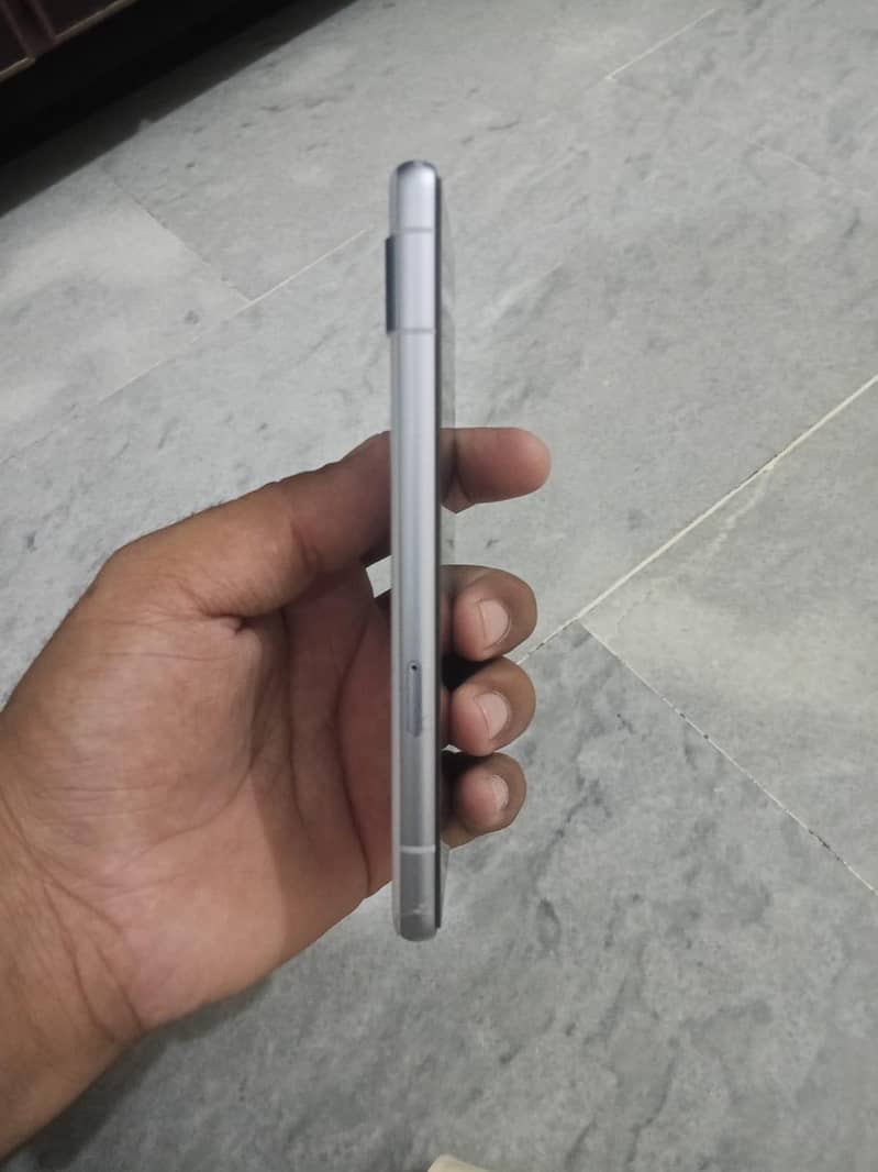 Google Pixel 7a 6