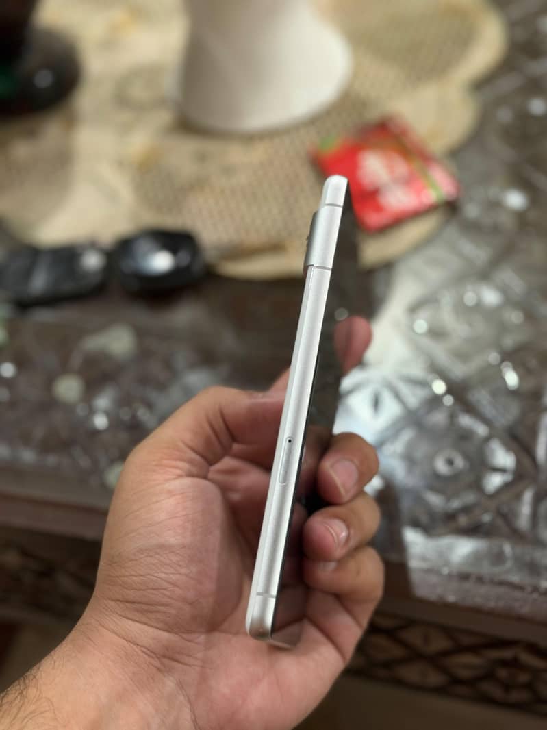 Google Pixel 7 2